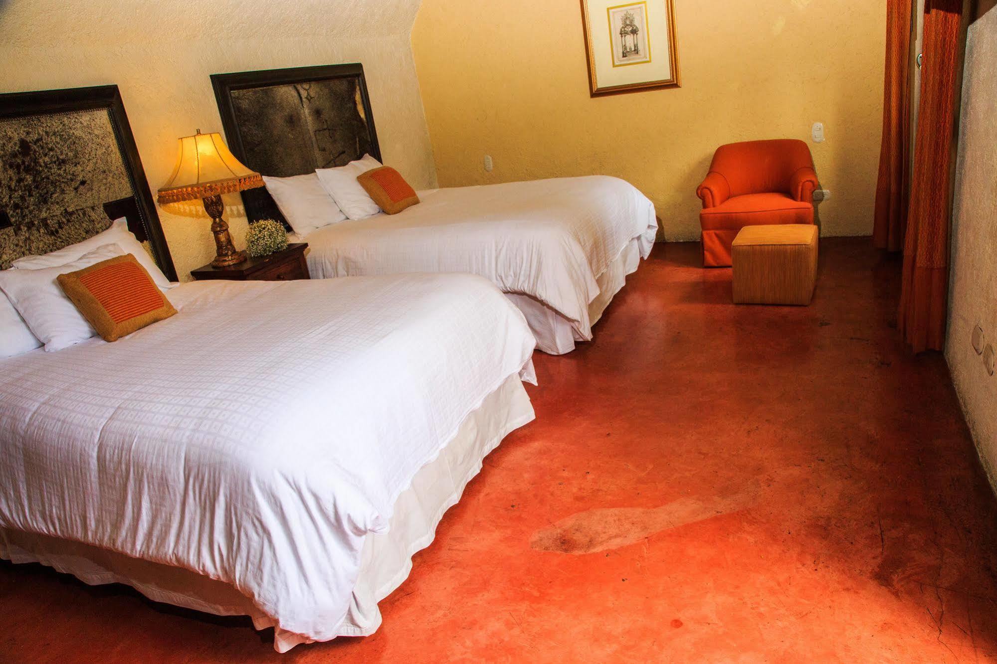 Hotel Lo De Bernal Antigua Exteriér fotografie